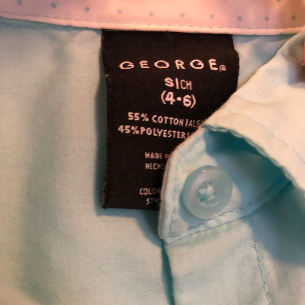 Baby Blue George women’s fitted button-down